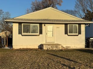 19910 Seminole, Redford, MI 48240