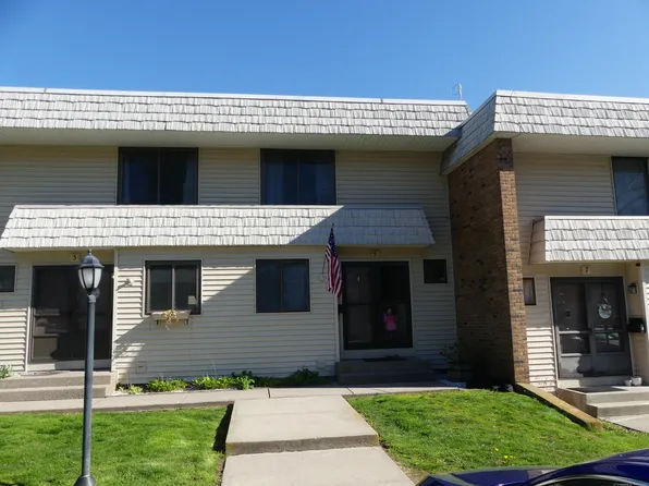 5 Mountain Laurel Court #5, Cromwell, CT 06416