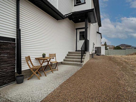 4th image of 75 S Sierra Rd SW