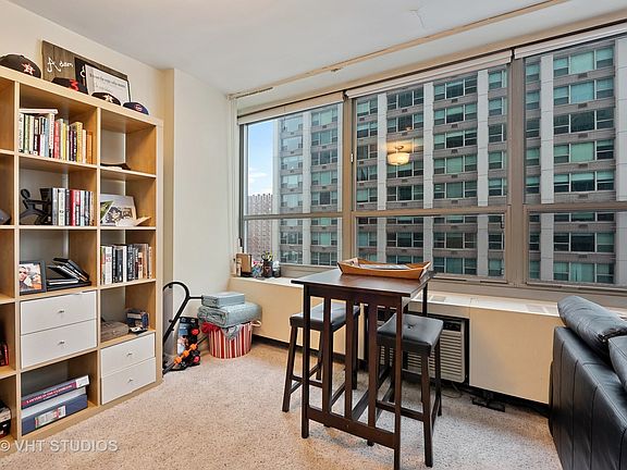 5th image of 3550 N Lake Shore Dr APT 1218