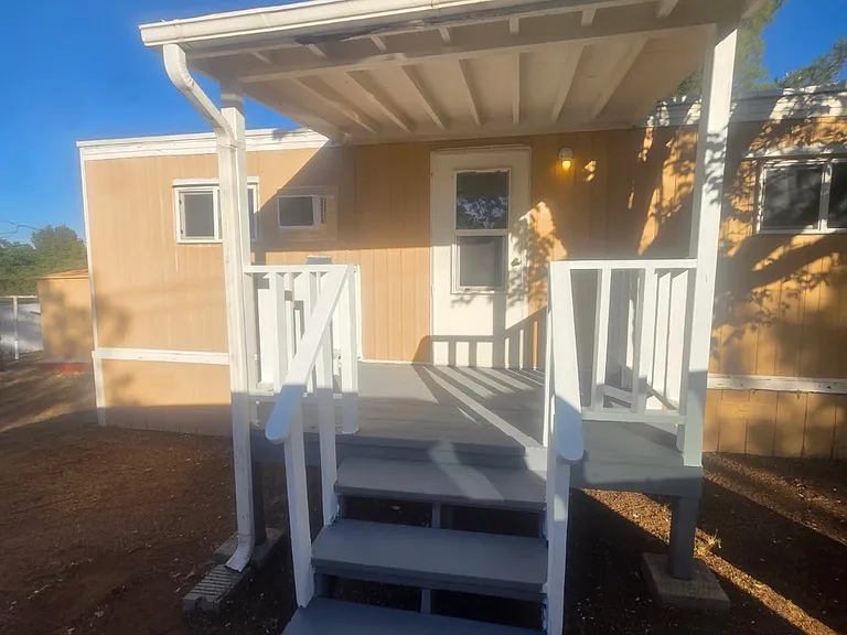 12400 Agua Fria Ave — Photo 11