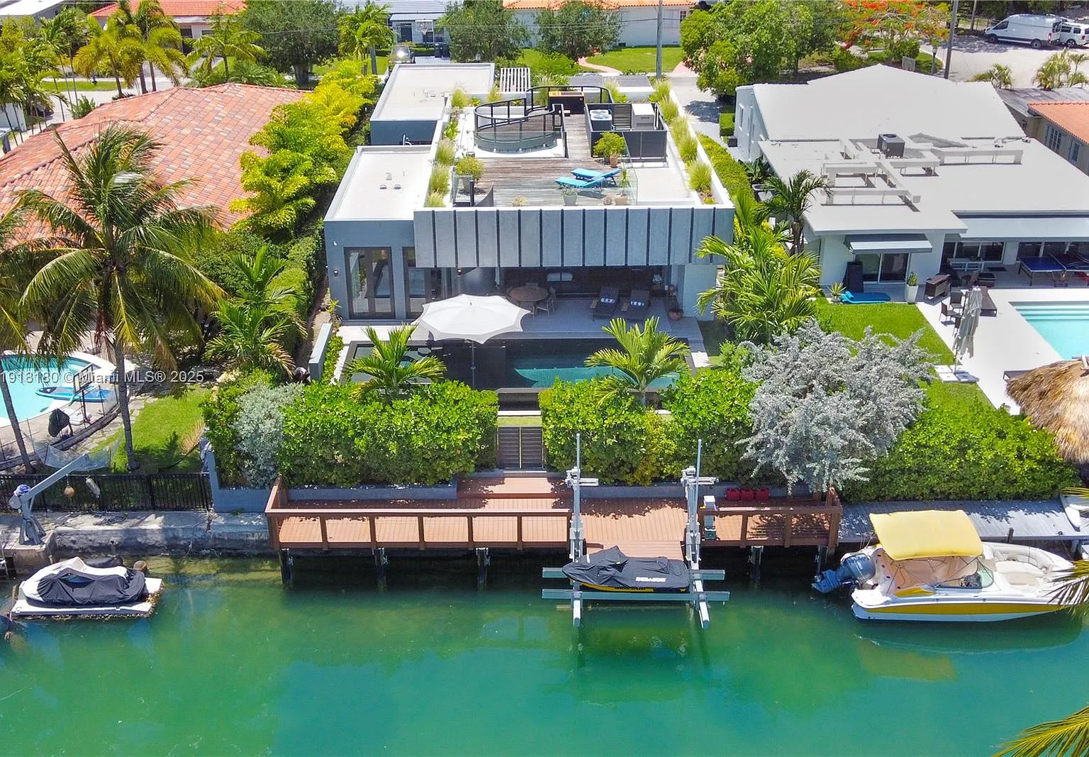 Noremac Ave, Miami Beach — Photo 1