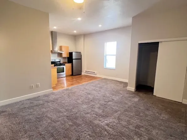 31Down, 3100-3108 N Downing St #B2, Denver, CO 80205