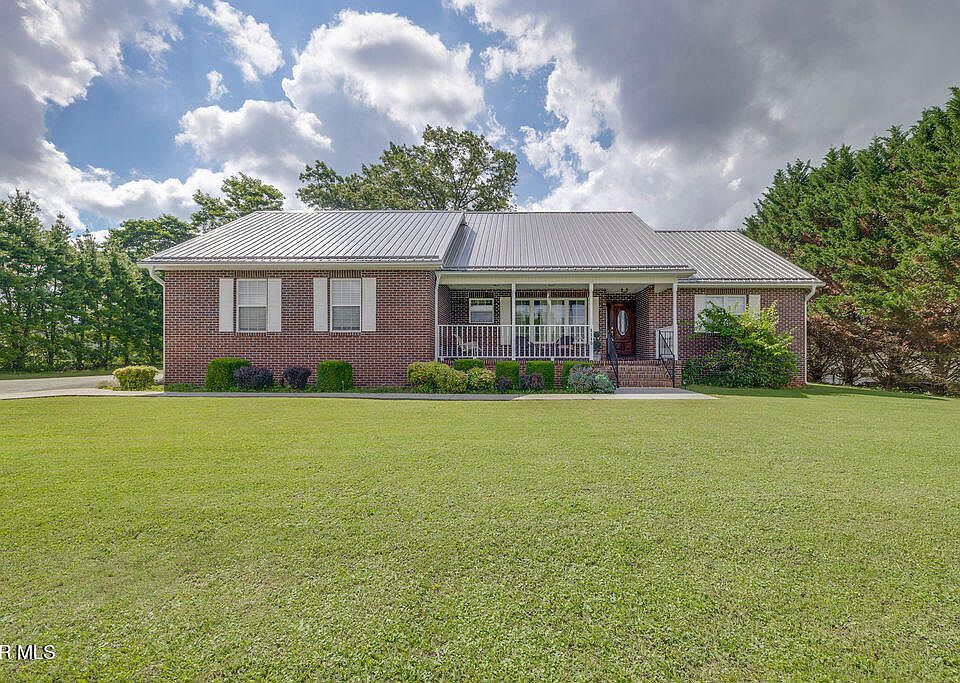 1st image of 1115 Hidden Valley Dr