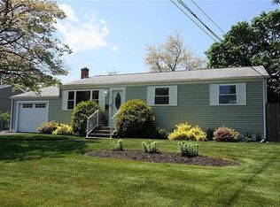 9 Hagerstown Rd, Warwick, RI 02886