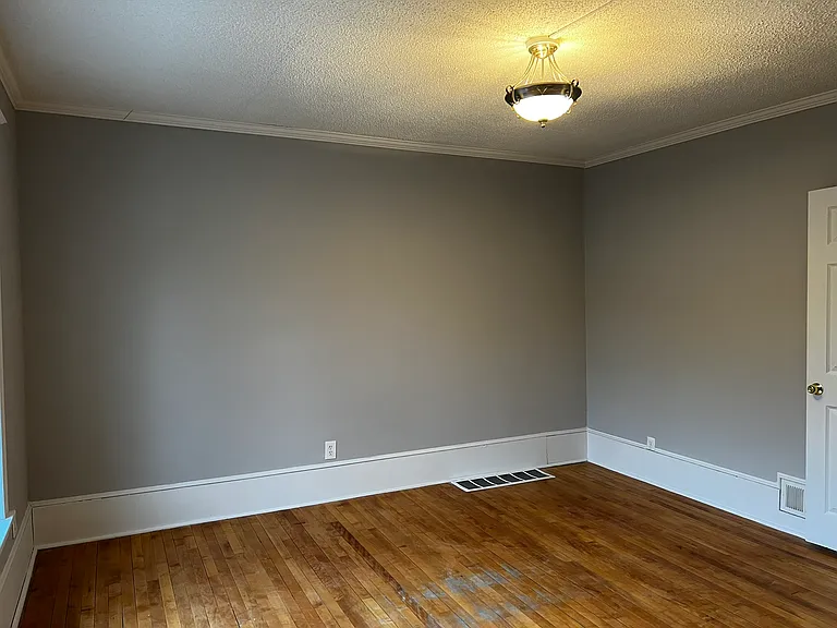 442 Sherburne Ave #2 — Photo 6