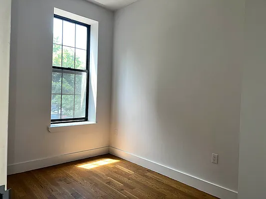 Rented by Yup Realty LLC | media 16