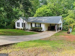 252 Dennis St, Clarkesville, GA 30523