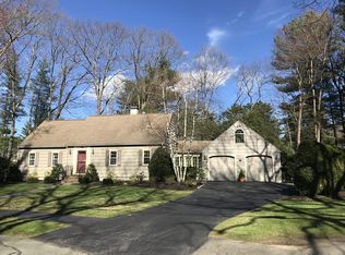 47 Kenilworth Rd, Wellesley, MA 02482