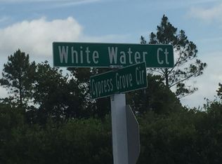 17201 White Water Ct, Punta Gorda, FL 33982