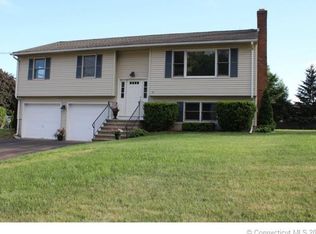 18 Christopher Dr, Enfield, CT 06082