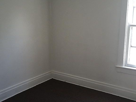 4th image of 583 Minnesota Ave