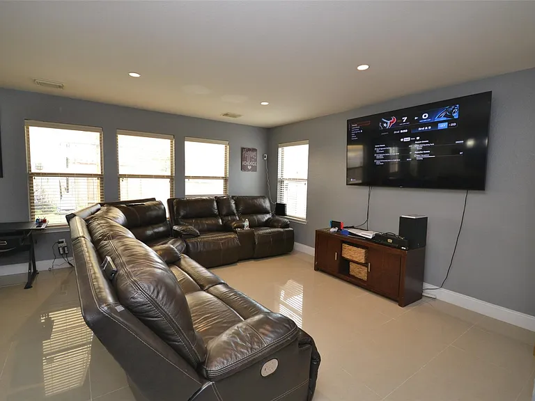 20751 Cypress Post Dr — Photo 8