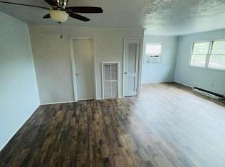 237 W Stadium Dr #237A, Eden, NC 27288