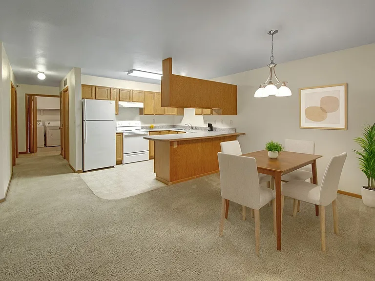 Dakota Apartments — Photo 4