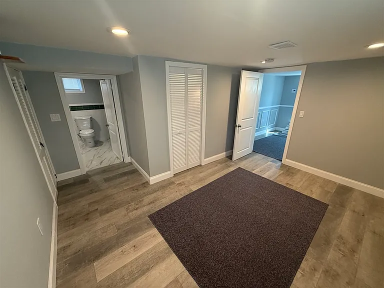 28 Albertina St #B — Photo 5