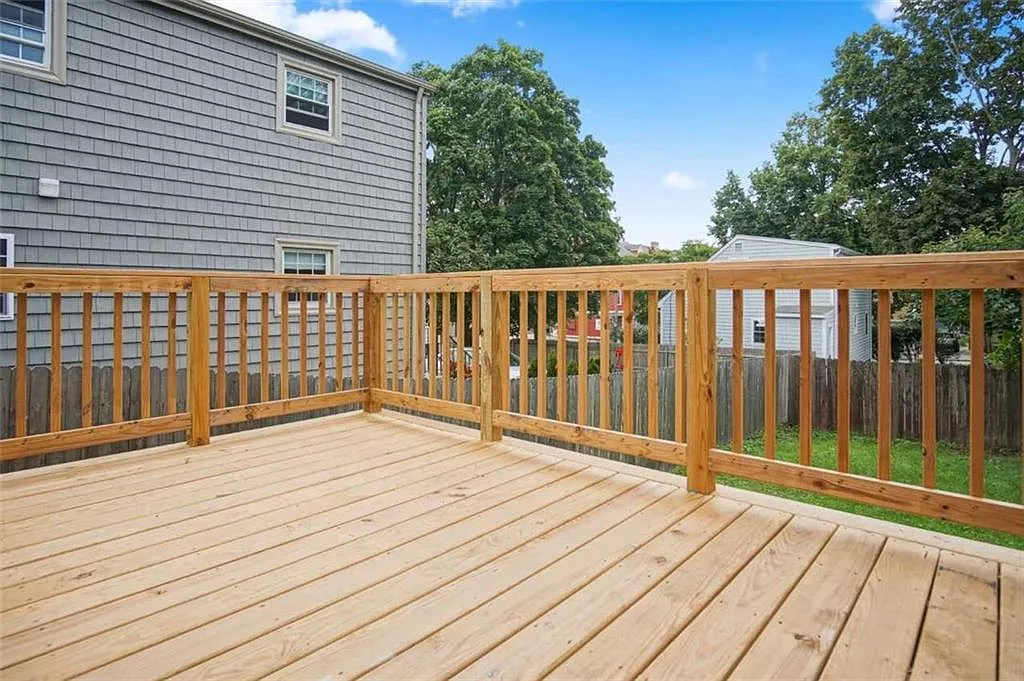 4 bed, 2000 sqft, $4,800 — Photo 4