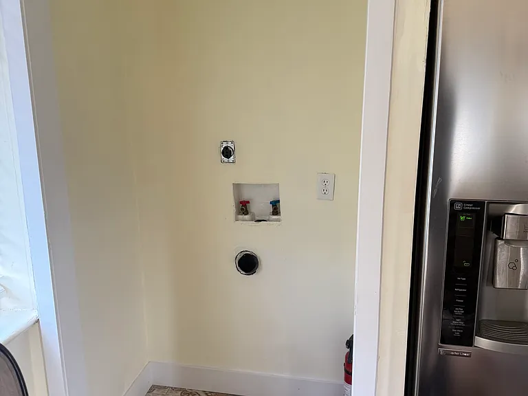705 N American Beauty Dr — Photo 9