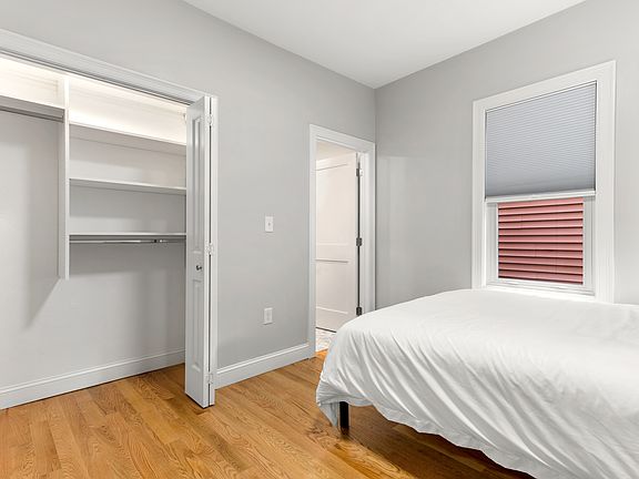 3rd image of 1047 Saratoga St APT 2