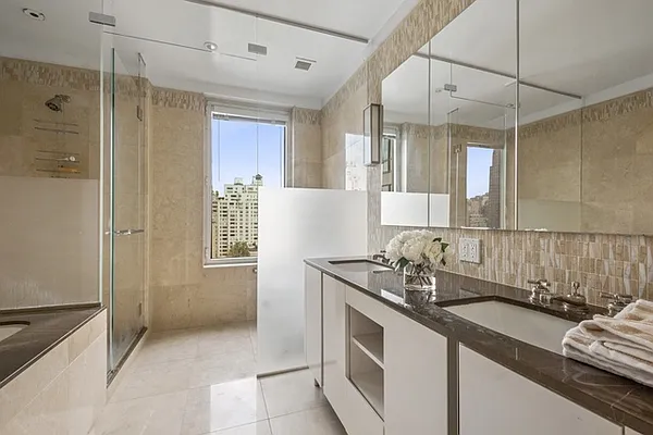 Sold by Compass | media 19