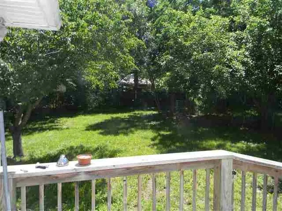 1140 Iowa Street — Photo 3