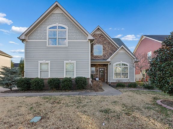 4th image of 4129 Maximillion Cir