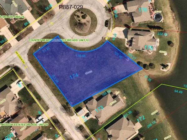 10711 Heather Dr, Winfield, IN 46307