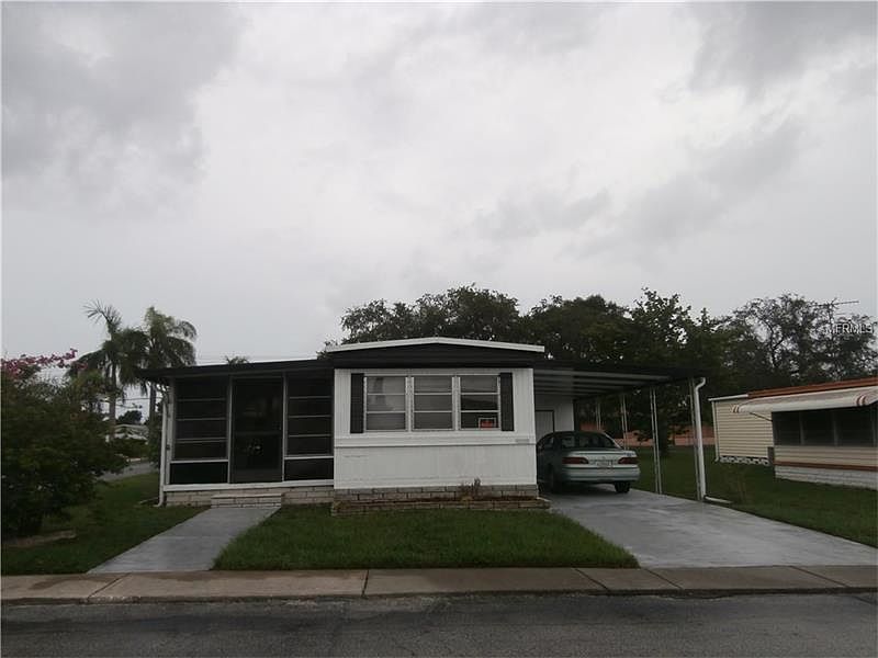 1st image of 4845 Plymouth Dr