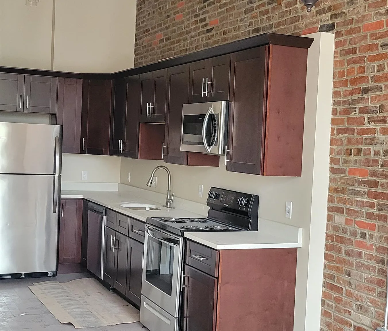231 Central Street - 301 — Photo 1