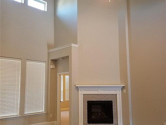 4th image of 8708 McCutchins Dr