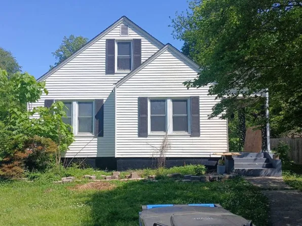213 Danforth St, Charleston, MO 63834