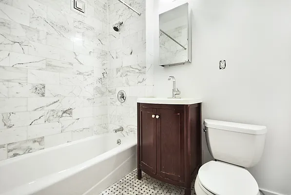 Rented by Compass | media 13