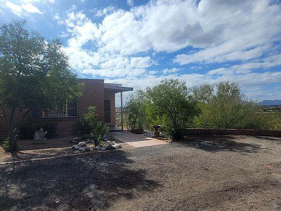 3rd image of 3635 N Plaza De Las Lomas #2