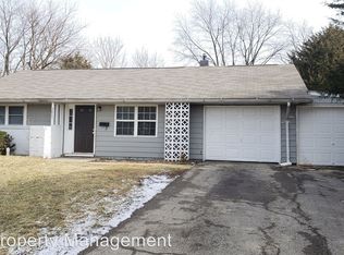 3845 Alsace Pl, Indianapolis, IN 46226