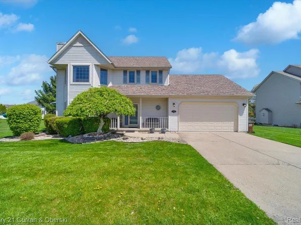 485 Country Dr, Monroe, MI 48162