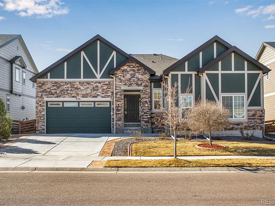 1st image of 926 Green Mountain Drive
