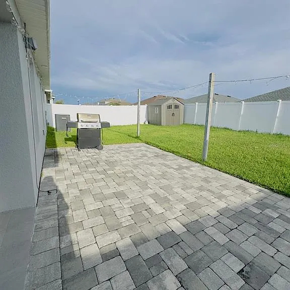 5436 Geneva Way — Photo 23