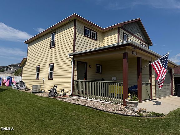 3rd image of 2714 Chokecherry St