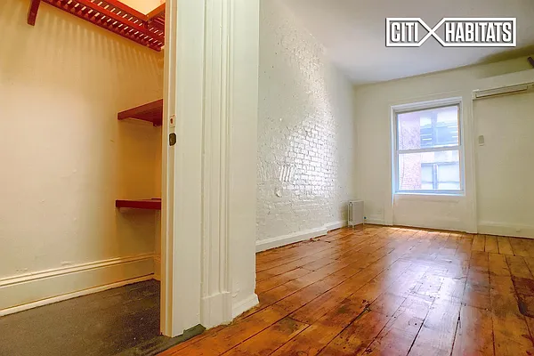 Rented by Citi Habitats | media 35