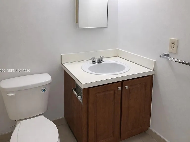 5821 Washington St #32 — Photo 6