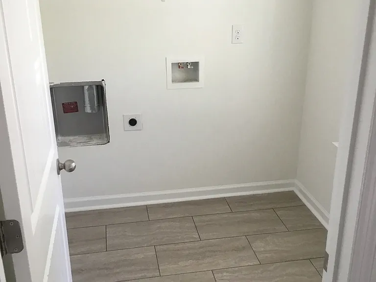 2346 Malone Way — Photo 9