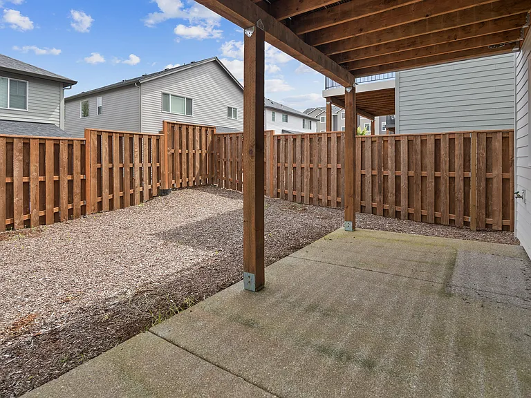 14999 NW Evelyn St — Photo 42