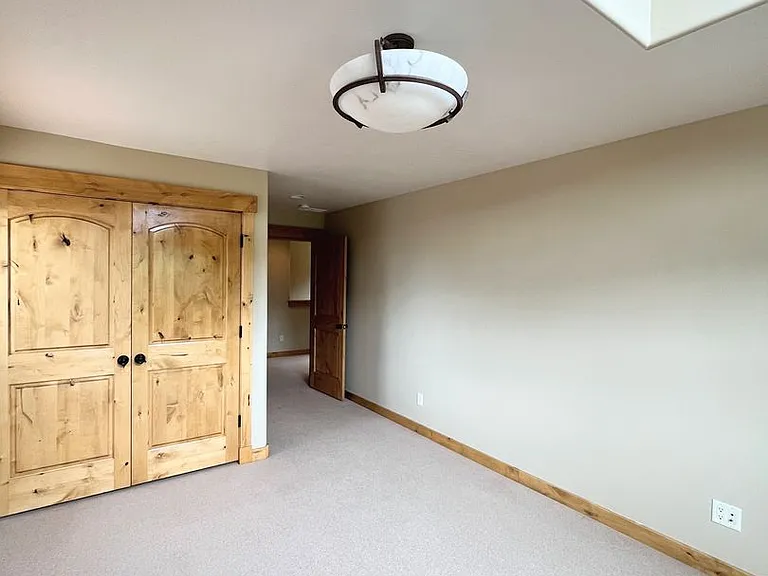 56 Beesley Ln — Photo 34