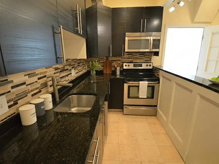 1801 Beacon St #15 — Photo 4