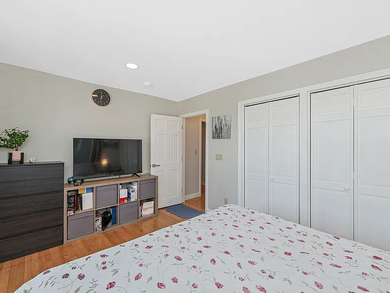 122 Massachusetts Ave #122 — Photo 25