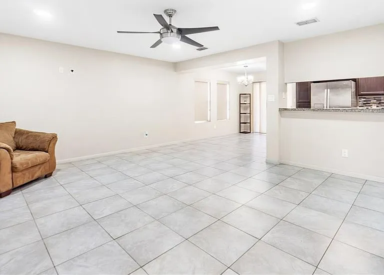 3501 Westway Ave — Photo 2