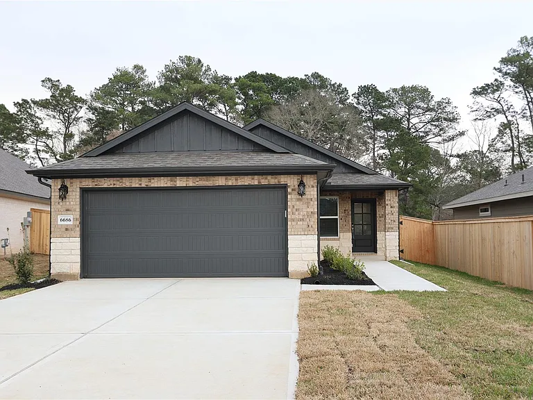 6686 Lahna Oak Dr — Photo 2