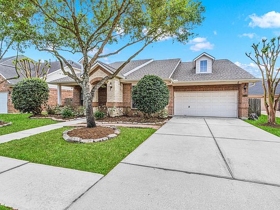 2nd image of 6719 Silver Shade Dr