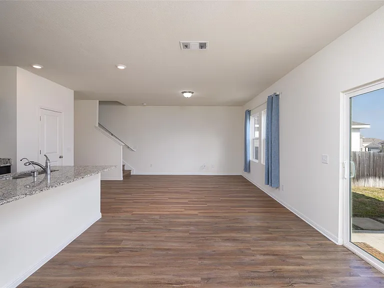 19417 Caymus Dr — Photo 8