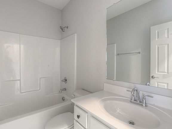 5th image of 187 Crabourne Dr Lot 100